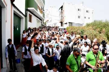 La X edición de la Traída Infantil del Agua, un éxito (Foto Antonio Alí)